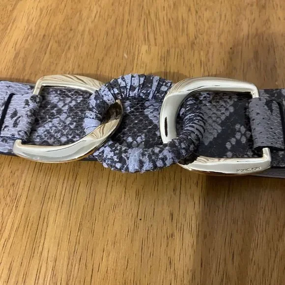 Michael Kors Gray Snakeskin-Print Leather Belt with Gold Hardware - Picture 4 of 9